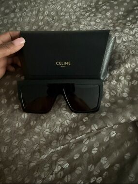 ❌❌❌SOLD❌❌❌Authentic Celine Oversized Black Sunglasses